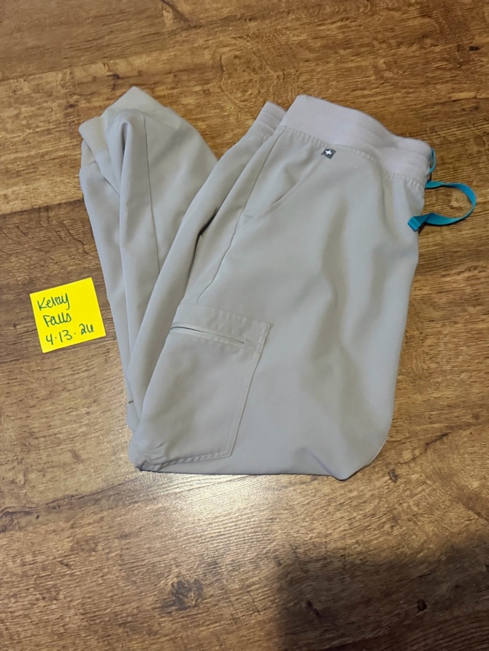 Women’s Lightweight Casual Pants - Light Tan